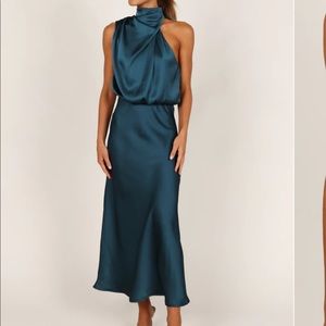 NEW Petal & Pup Anabelle Halter Neck Maxi Dress